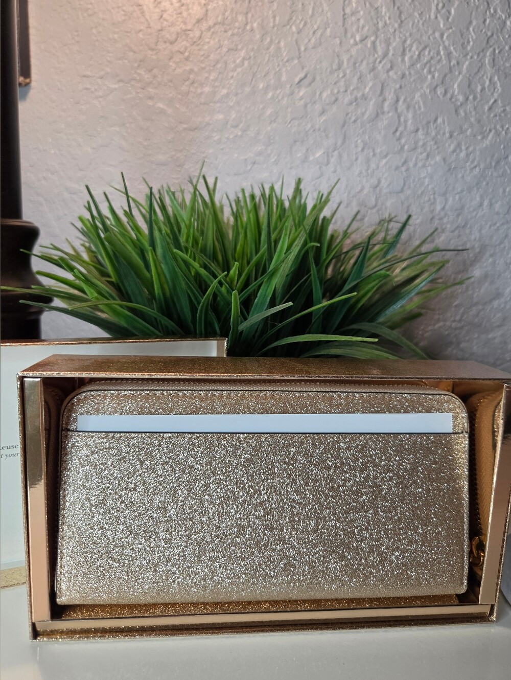 Kate Spade Gold Glitter Zip-Around Wallet With Box - Picture 3 of 8